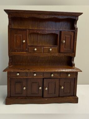 Vintage Miniature Wooden Hutch – Dollhouse Cabinet (Mahogany Style)